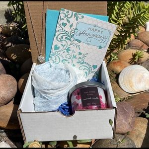 Gift Set Anniversary silver heart, scarf & candle